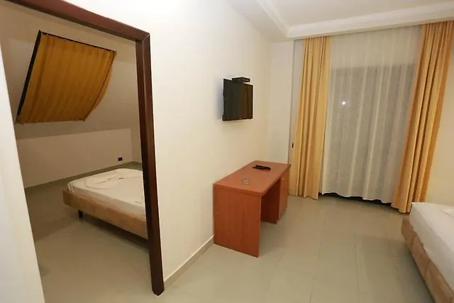 Albatros Hotel Durres